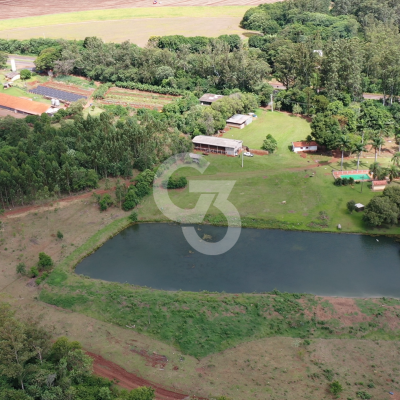 Foto de Sítio à Venda - Maringá - PR